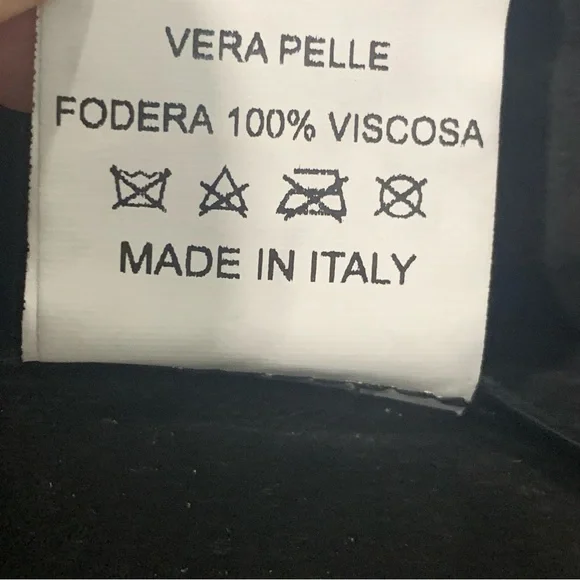 Hysideis | Genuine Italian Leather Black Crocodile Pattern Jacket | EU 44 - Picture 7 of 10